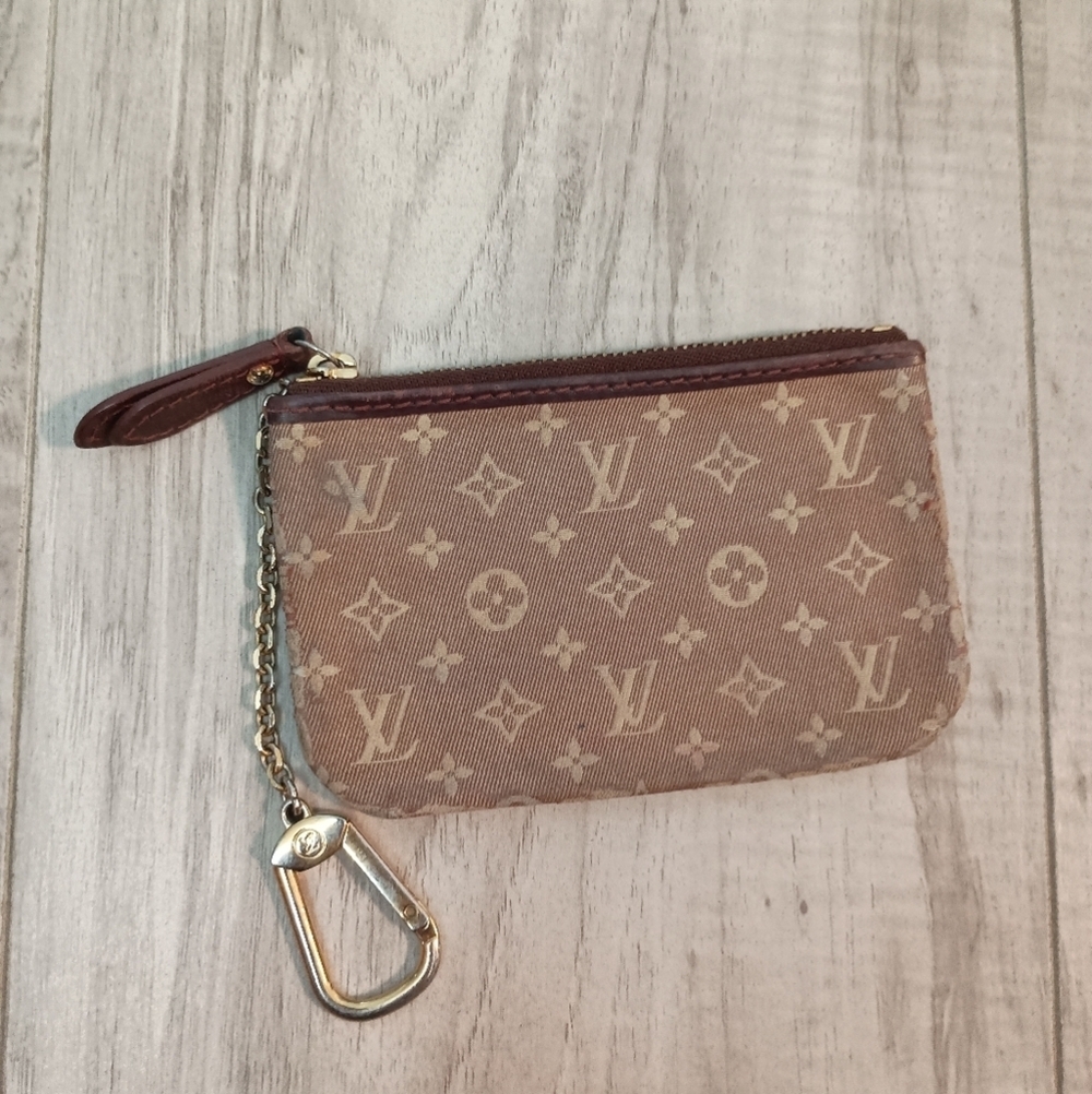 Louis Vuitton Monogram Idylle Pochette Cles Coin Case - Picture 2 of 16